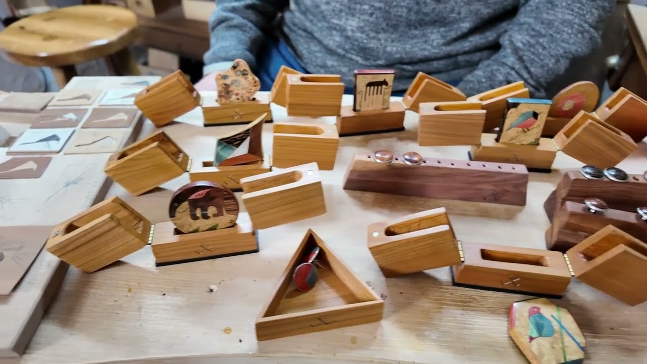 Video preview: Z Údolí u Lokte až k prezidentce: Josef Weiss a jeho dřevěné intarzieJosef Weiss žije kreativitou